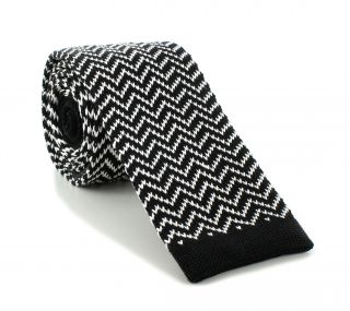 Black with White Zigzag Skinny Silk Knitted Tie