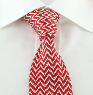 Red with White Zigzag Skinny Silk Knitted Tie