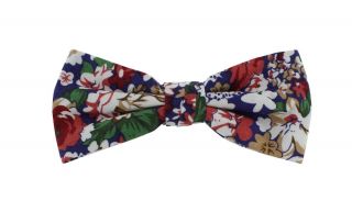 Contrast Floral Bow Tie & Taupe Plain Pocket Square Set