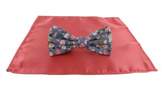 Contrast Floral Bow Tie & Coral Plain Pocket Square Set