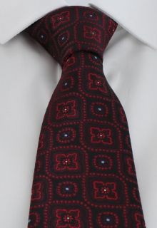 Red / Wine Traditional Medallion Polyester Tie & Pocket Square Set