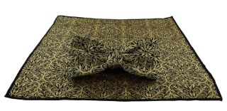 Gold Lurex Pattern Bow Tie & Pocket Square Set